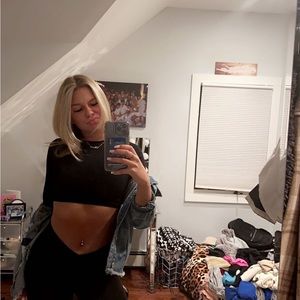 Meet your Posher, Olivia